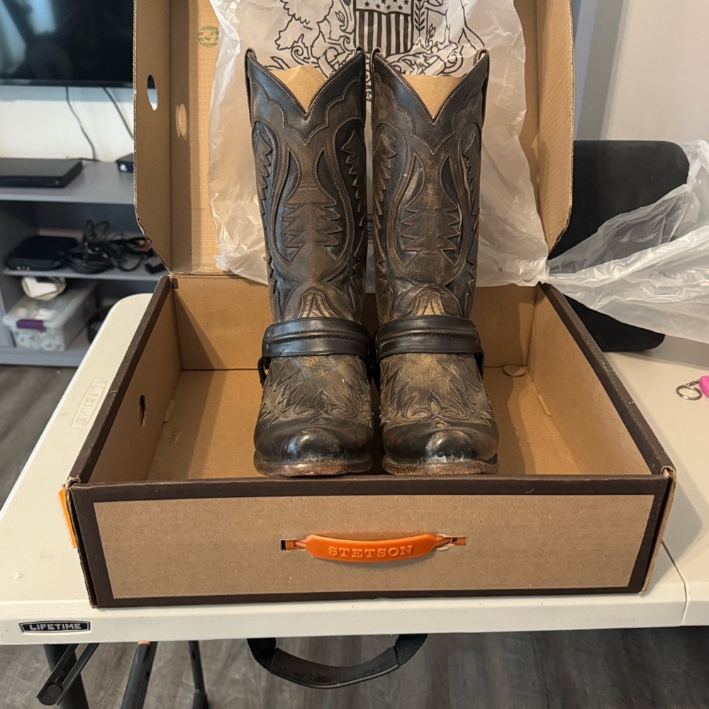 Men’s Stetson Outlaw Harness Square Toe Cowboy Boot SZ 11.5 D - Picture 2 of 8